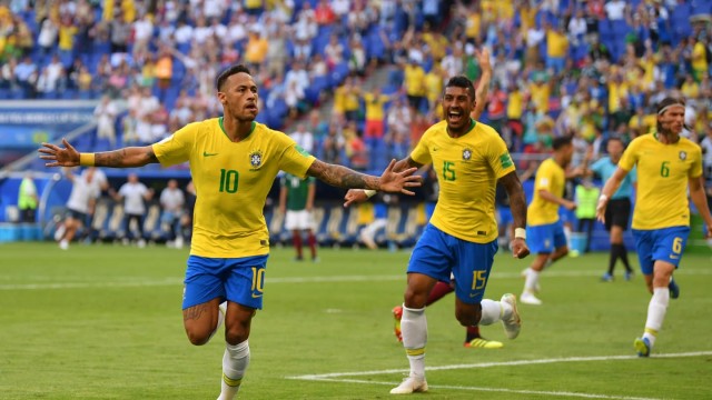 Neymar អបអរគ្រាប់បាល់បញ្ចូលទីរបស់ខ្លួន។ រូបថត FIFA