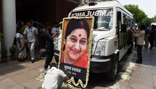 ពិធីបុណ្យសពលោកស្រី Sushma Swaraj រៀបចំនៅទីស្នាក់ការគណបក្ស Bharatiya Janata Party ក្រុងញូវដេលី។ រូបថត AFP