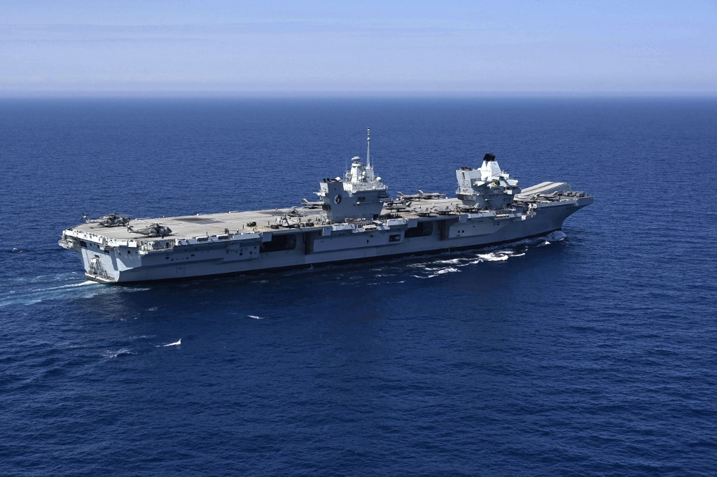នាវាដឹកយន្តហោះ HMS Queen Elizabeth ដែលនឹងទៅដល់ជប៉ុននៅខែកញ្ញា។ រូបថត AFP