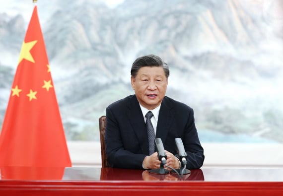 ប្រធានាធិបតីចិន លោក ស៊ី ជិនភីង ថ្លែងក្នុងវេទិកាធុរកិច្ចរបស់ក្រុមប្រទេស BRICS។ រូបភាព៖ Xinhua