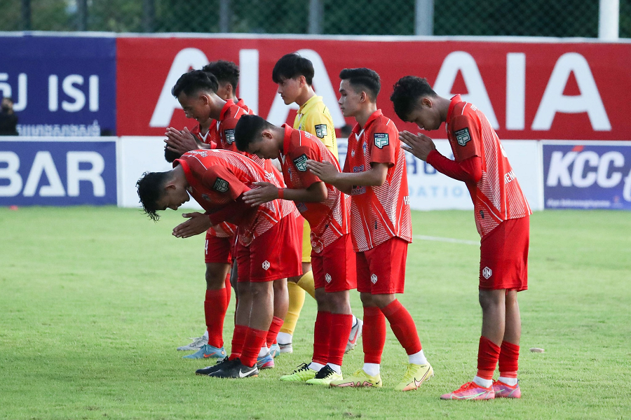 ក្លិបបាល់ទាត់បន្ទាយមានជ័យ ប្រកួតជាមួយ ISI ដង្កោសែនជ័យ រូបពី Cambodian League 2
