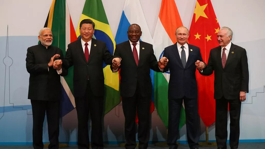 មេដឹកនាំទាំង៥ប្រទេសនៃក្រុម BRICS ។​  រូបភាព ៖  AFP