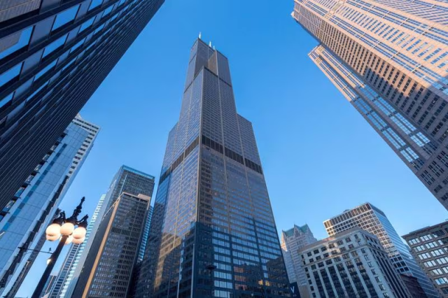 អគារពាណិជ្ជកម្ម Willis Tower នៅ Chicago ។ រូបភាព​ ៖ AFP 