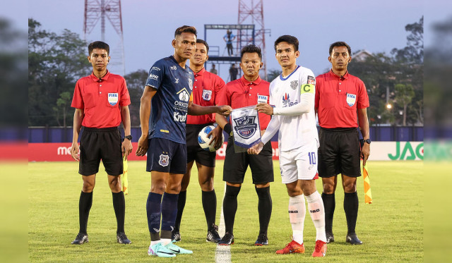 ការប្រកួតរវៀងបឹងកេត និងព្រះខ័នរាជស្វាយរៀង ក្នុងជំនួបជើងទី២ រូបពី Cambodian Premier League